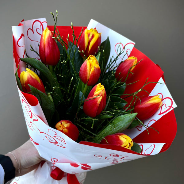 OHNIVÉ TULIPÁNY